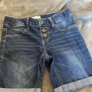 Youth Jean shorts size 10